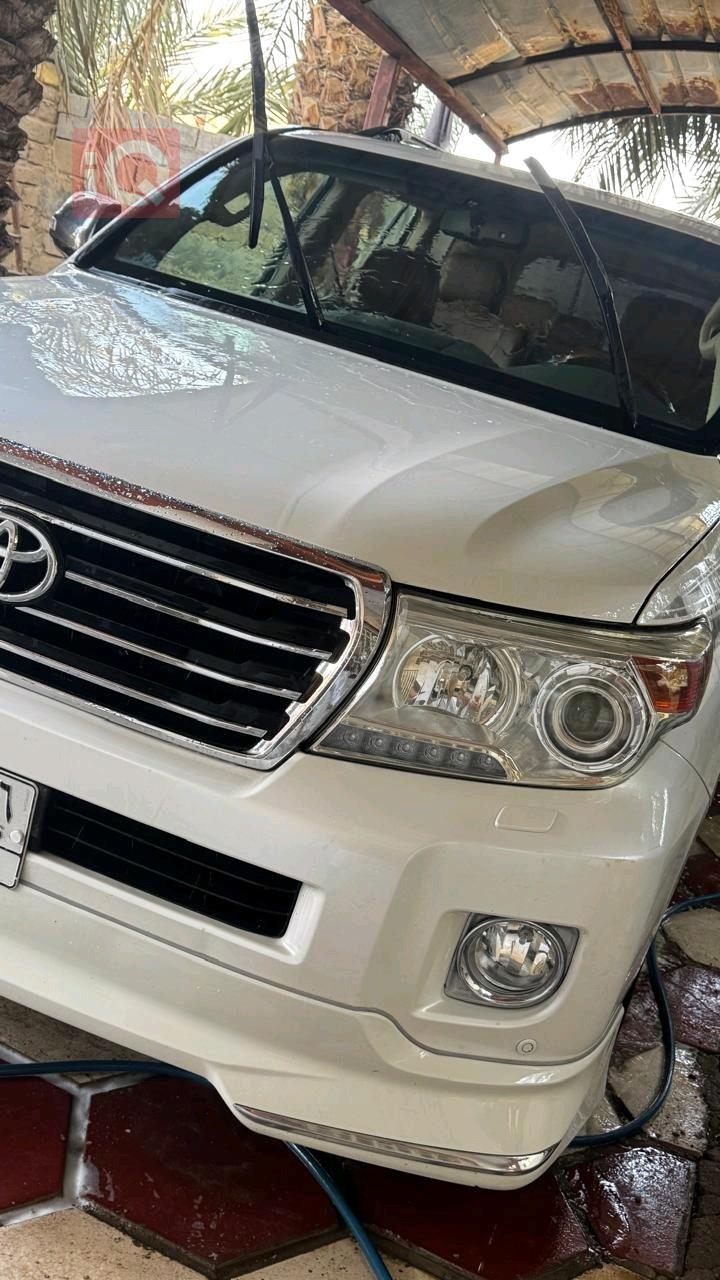 تويوتا لاندكروزر